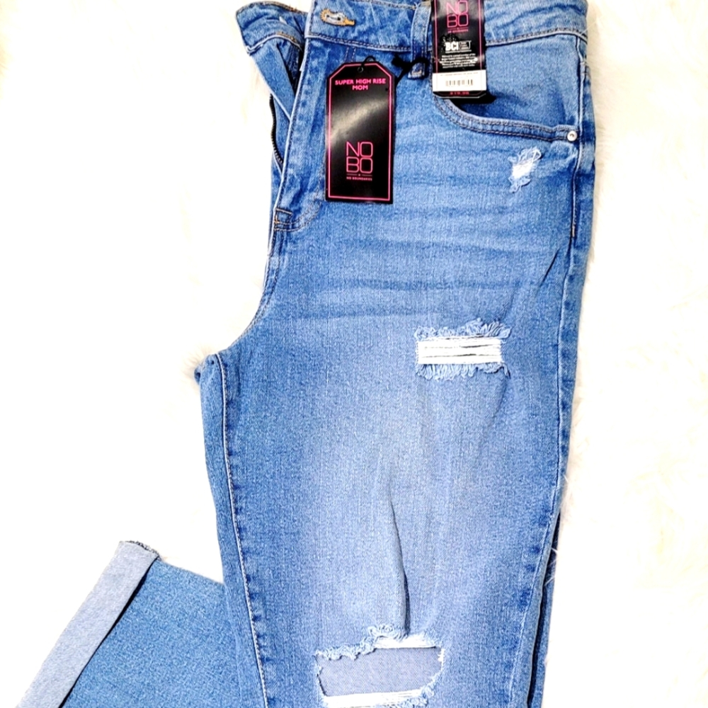NWT No Boundaries Super High Waist Mom Jeans size 13